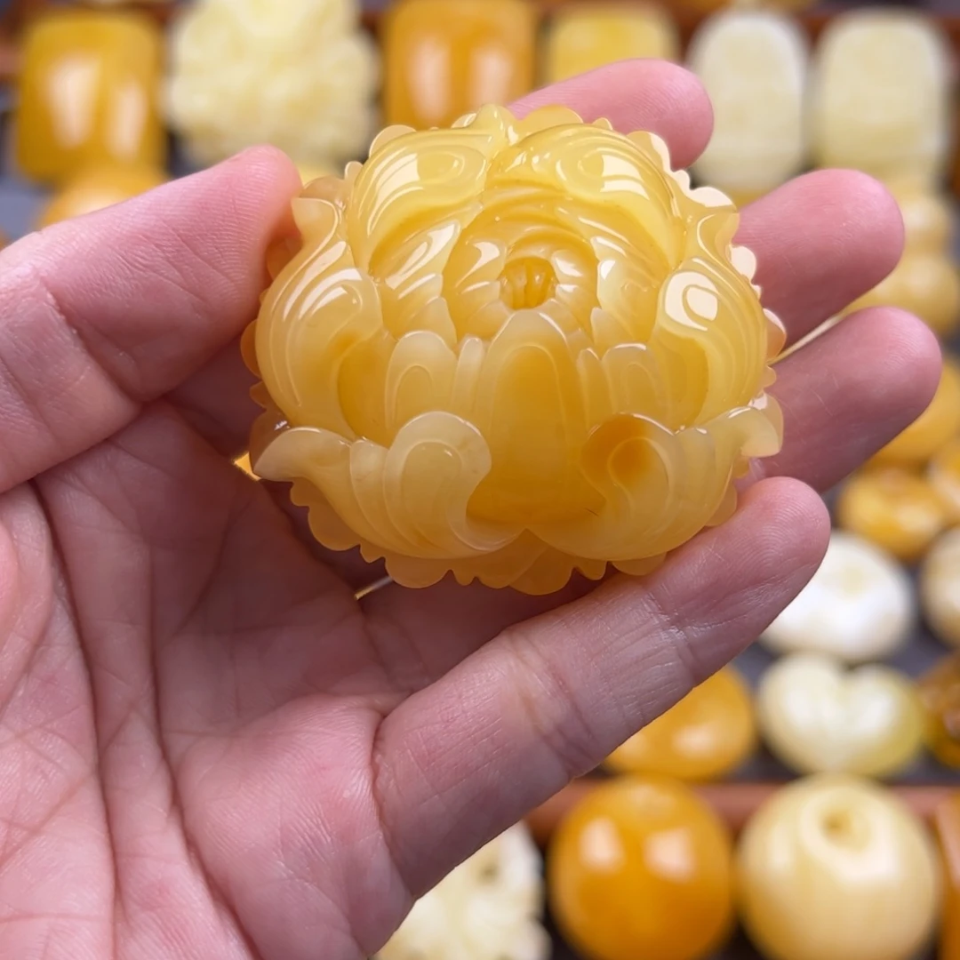 琥珀未镶嵌颈饰纯天然琥珀蜜蜡无优化