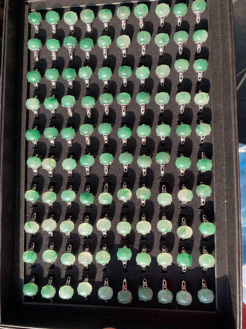 天然A货  非洲翠戒指JZ（多样性发货 拍一发一）