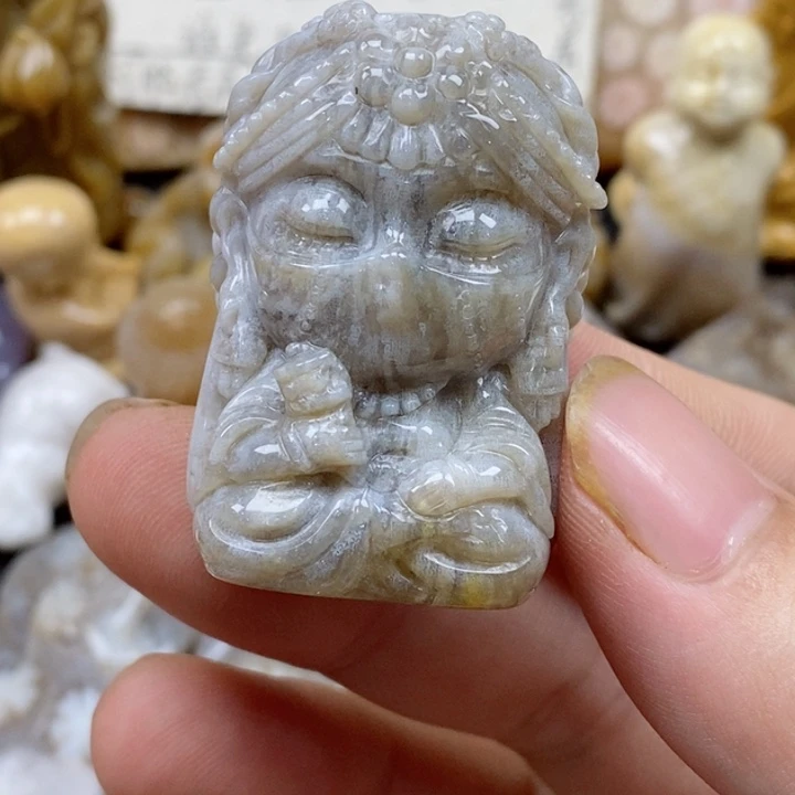 颈饰未镶嵌硅化珊瑚（珊瑚玉）