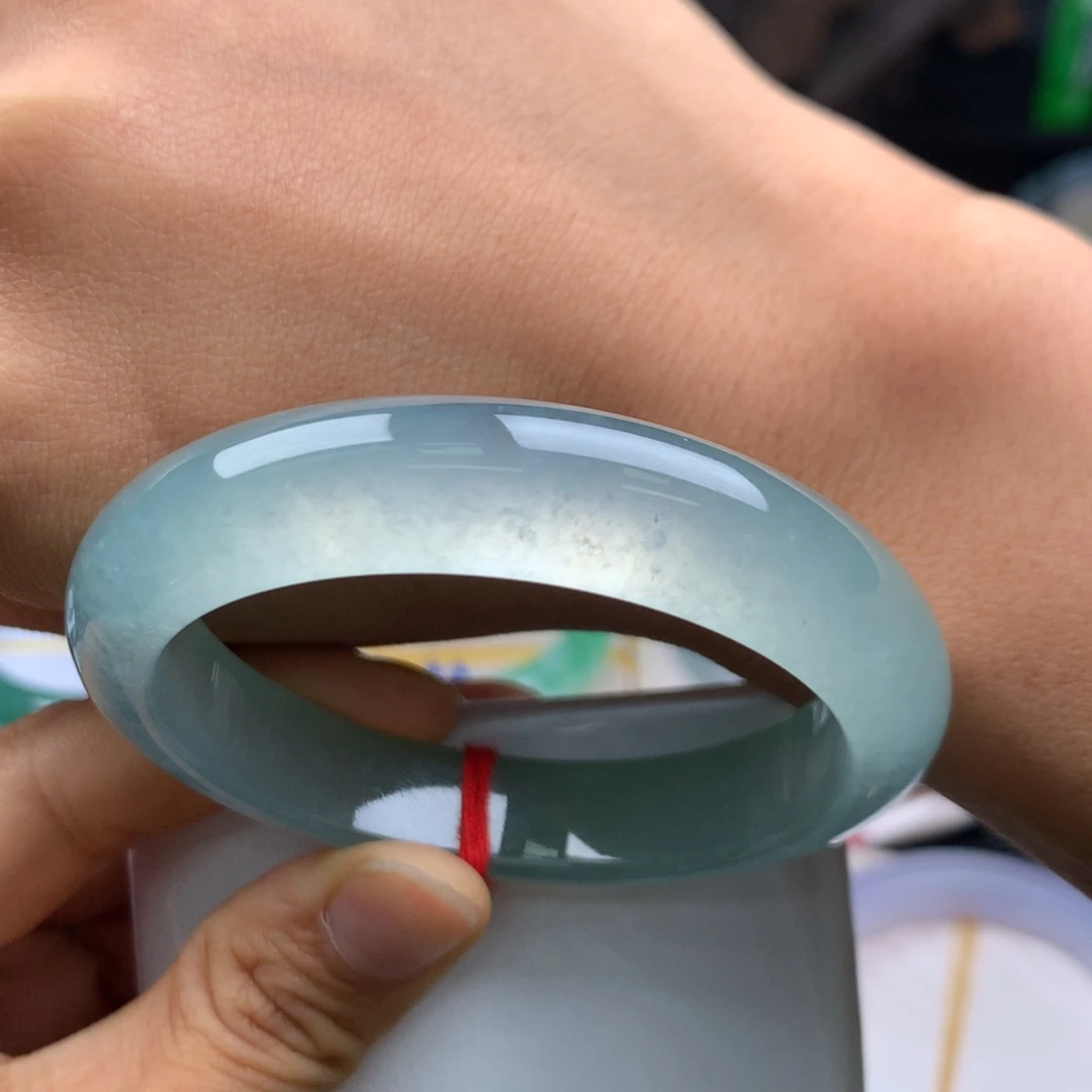 翡翠未镶嵌手镯冰透炸光