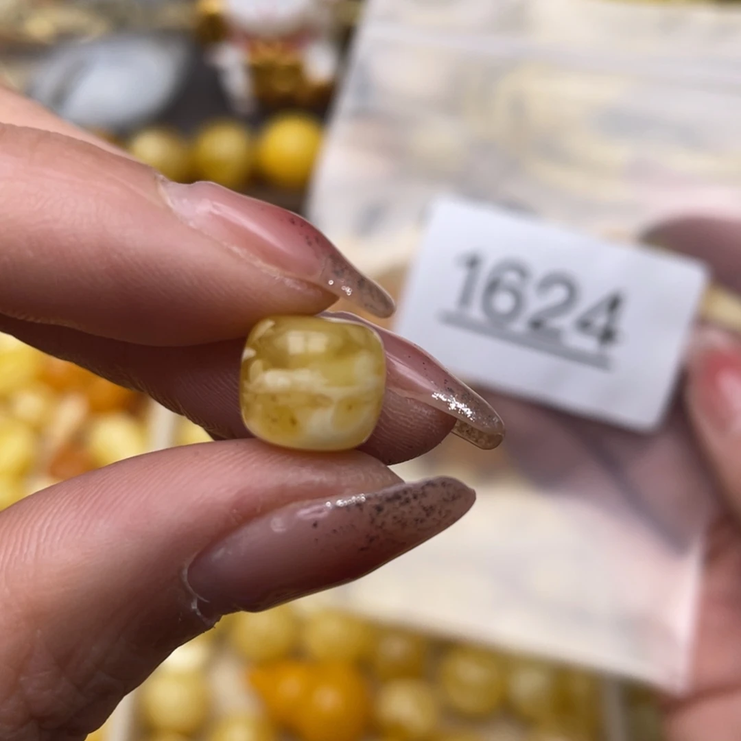 蜜蜡珠宝奇石未镶嵌小坑➕粉10.2