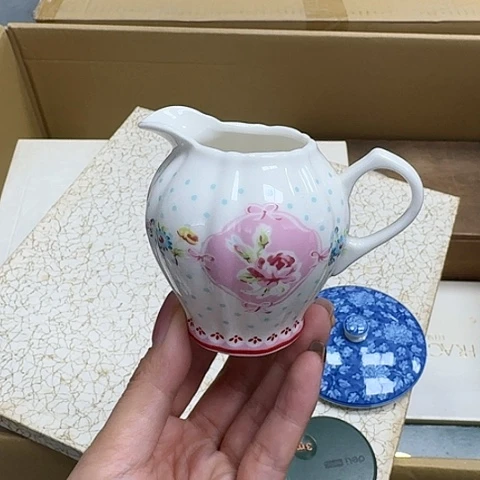 瓷器。瓷器。瓷器。