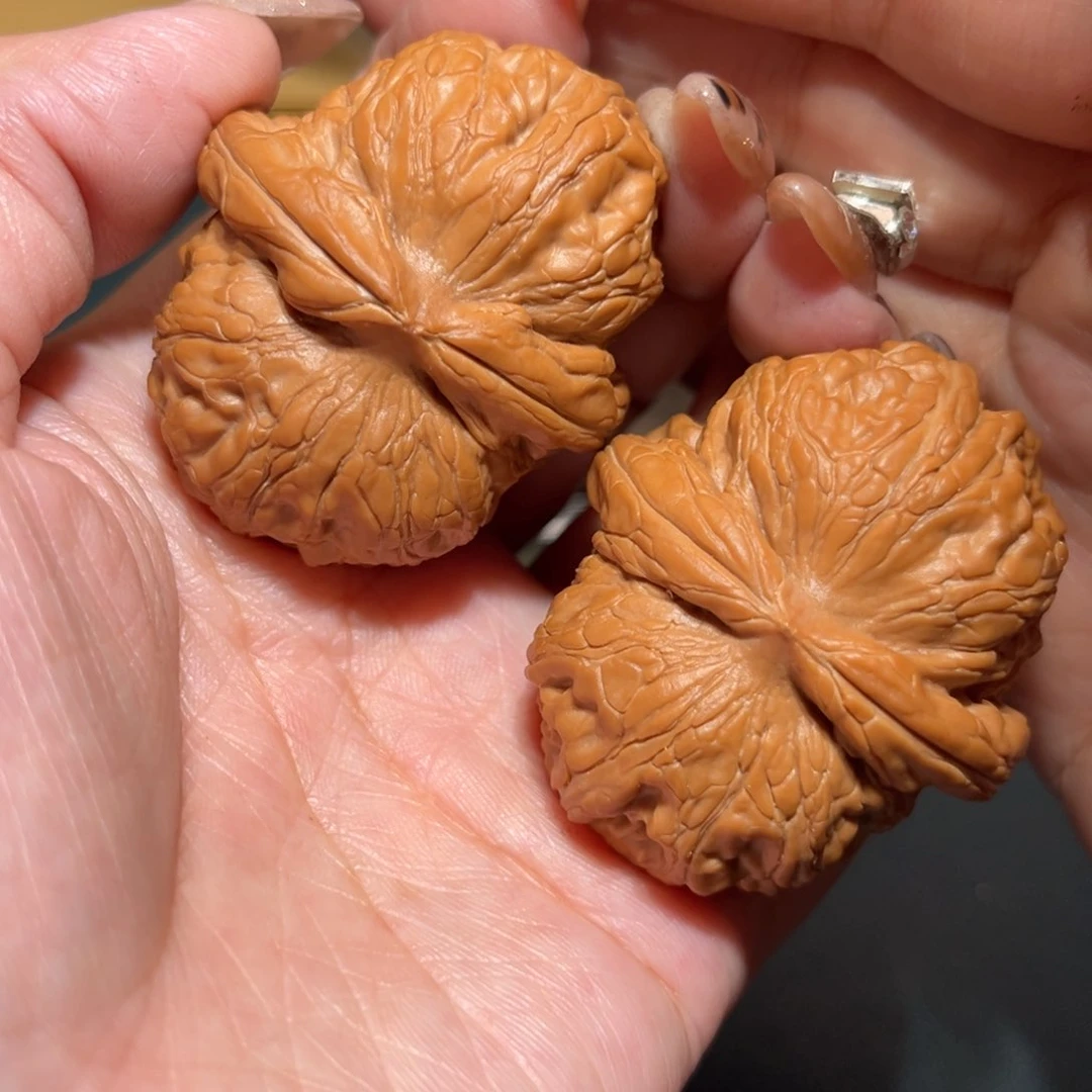 文玩核桃吊坠元宝46