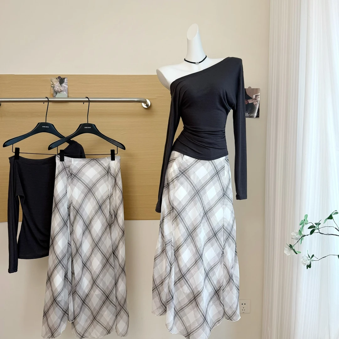 春夏季新款法式气质斜肩上衣垂感百搭显瘦半身裙格纹裙子两件套装