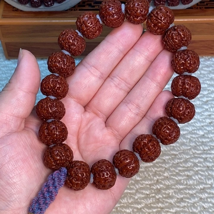 金刚菩提吊坠18+蜂王大金刚