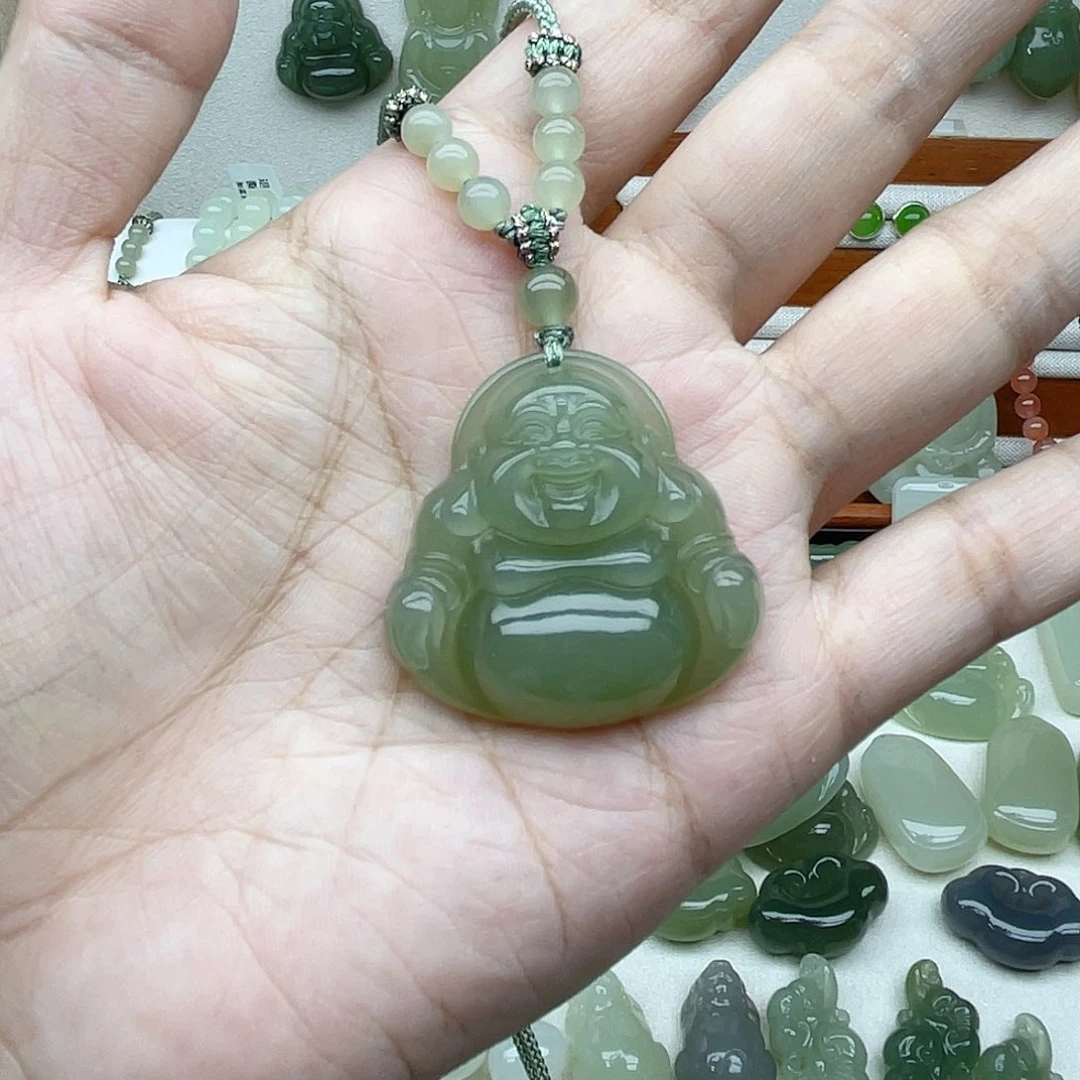 和田玉未镶嵌颈饰35m m