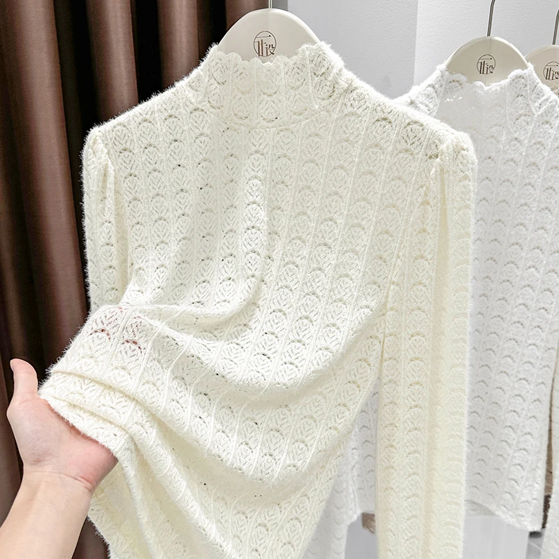 法式杏色月牙蕾丝半高领打底衫2025秋季新款时尚内搭修身显瘦上衣