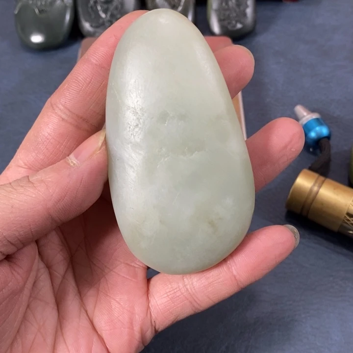天***若和田玉（糖玉）未镶嵌挂件