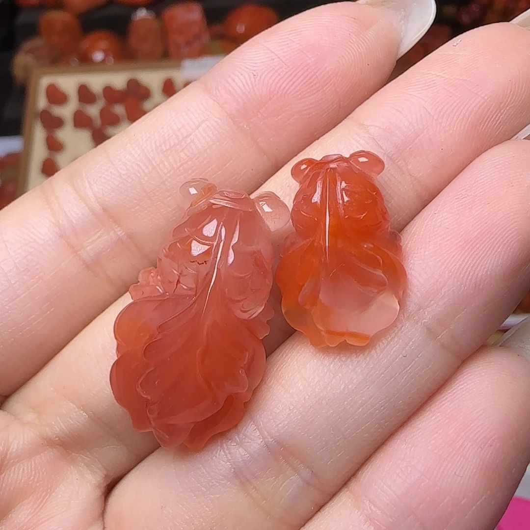 南红玛瑙未镶嵌颈饰