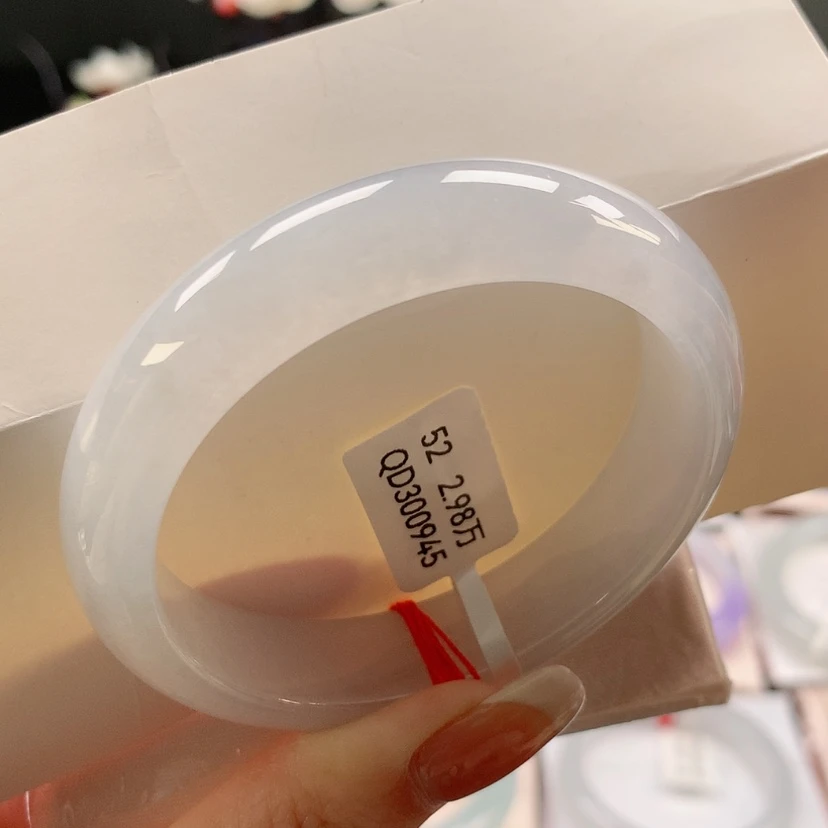【闪购商品】未镶嵌手镯翡翠52高冰白月光正圈手镯