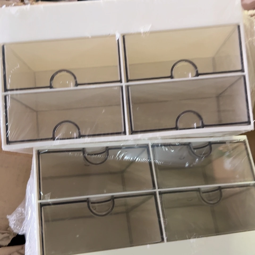 99新化妆品收纳盒