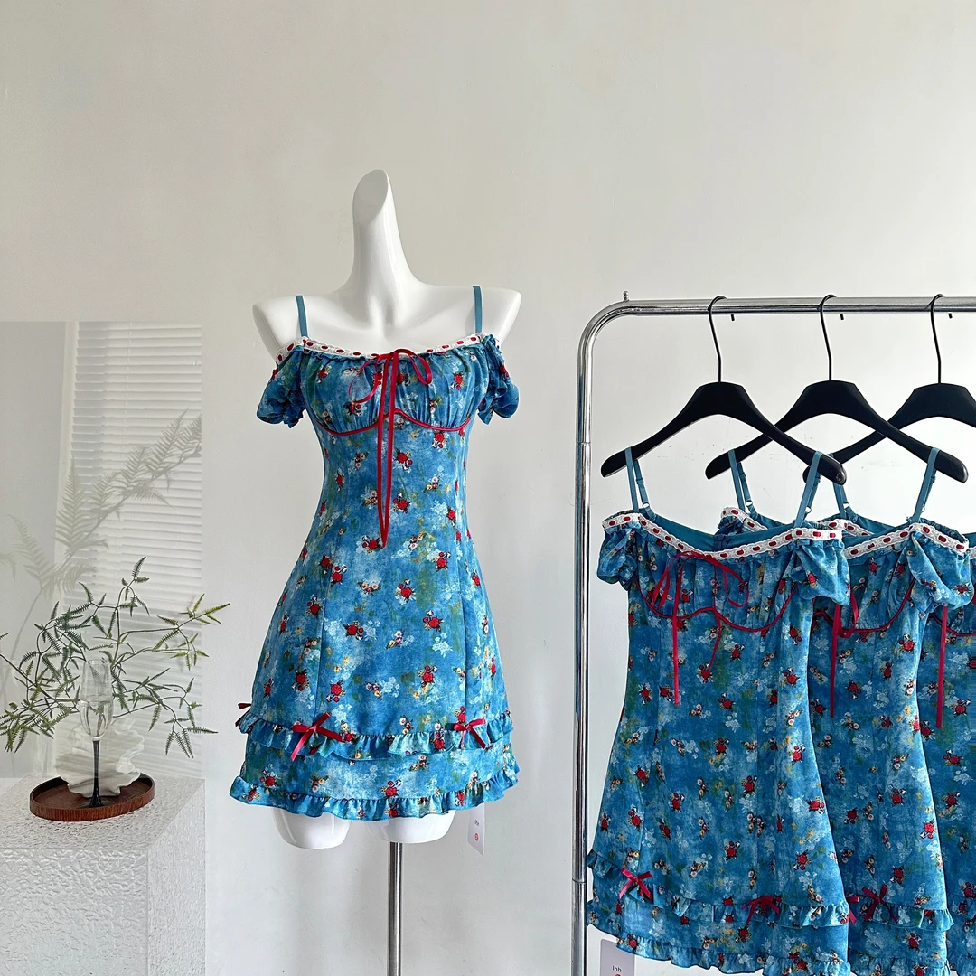 高端大气上档次夏季甜美修身收腰显瘦碎花短款吊带连衣裙蓝色时尚