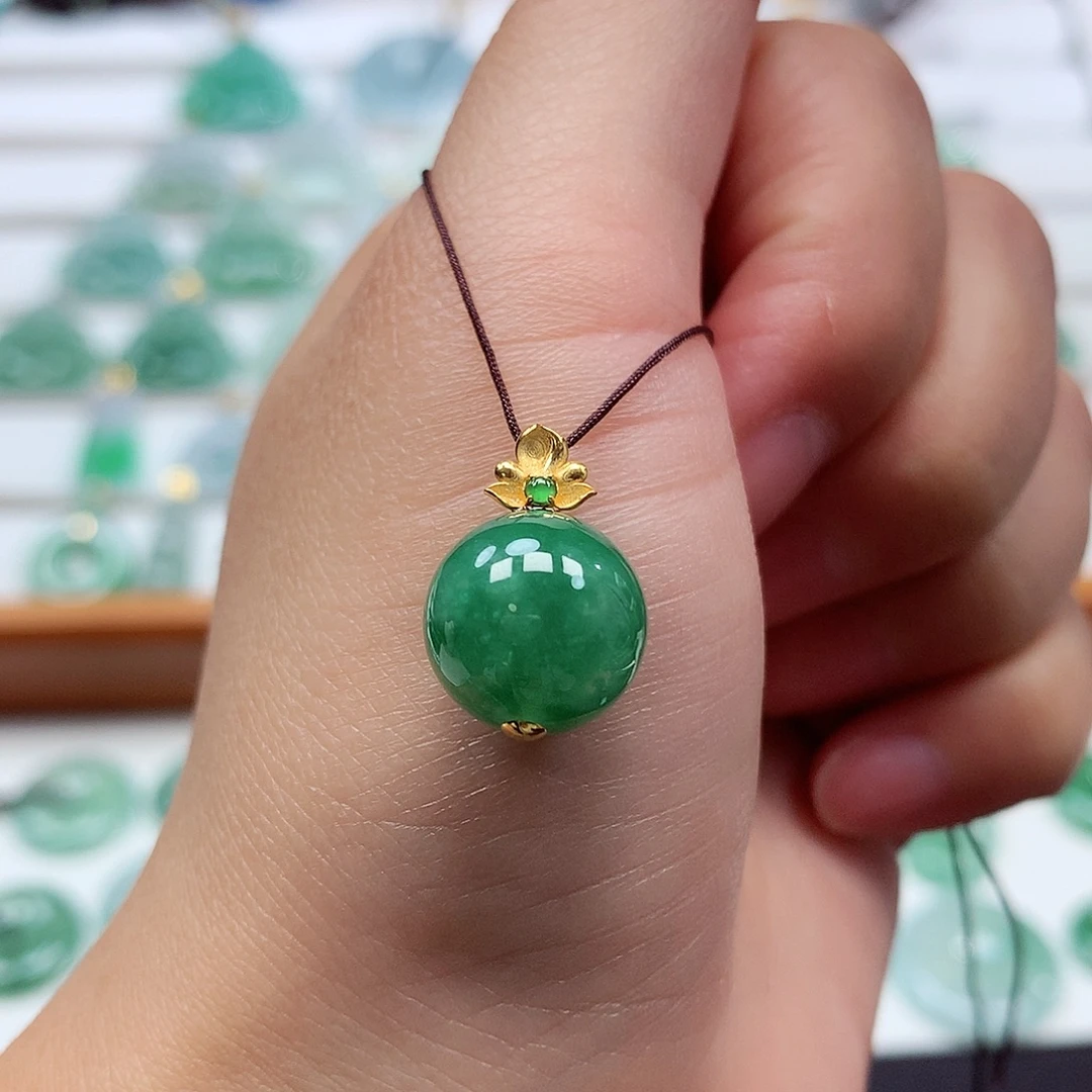 翡翠18K金镶嵌吊坠(赠链)18.3-12.4