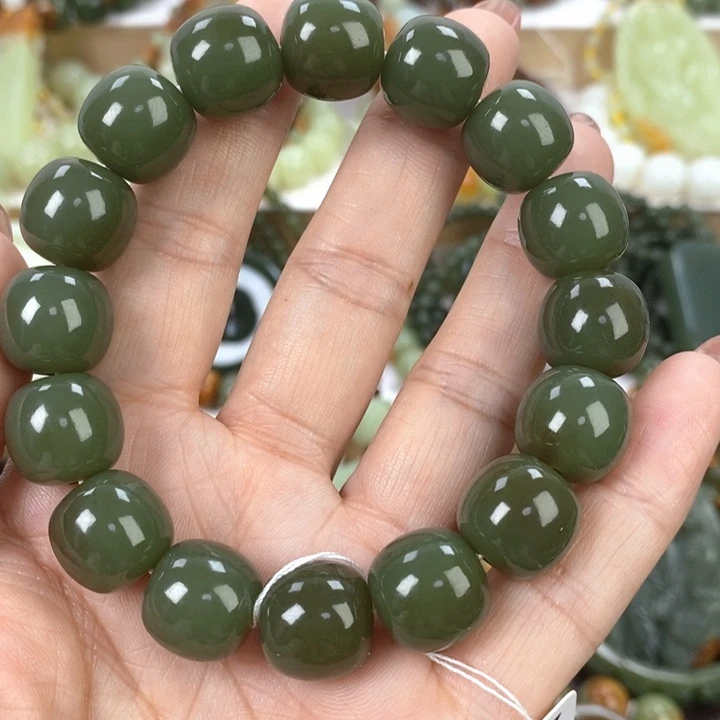 【闪购商品】透闪石质玉手串未镶嵌