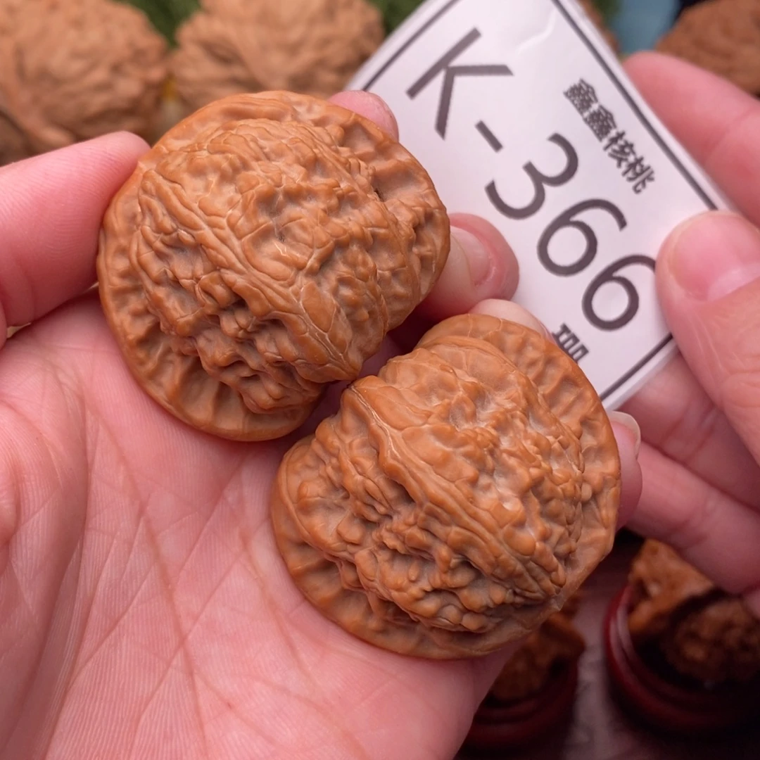 桃核把件闷白40……