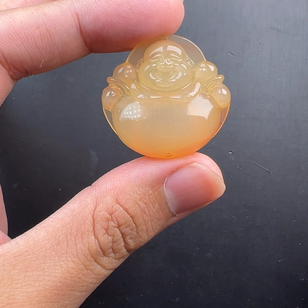 石英质玉（黄龙玉）未镶嵌颈饰