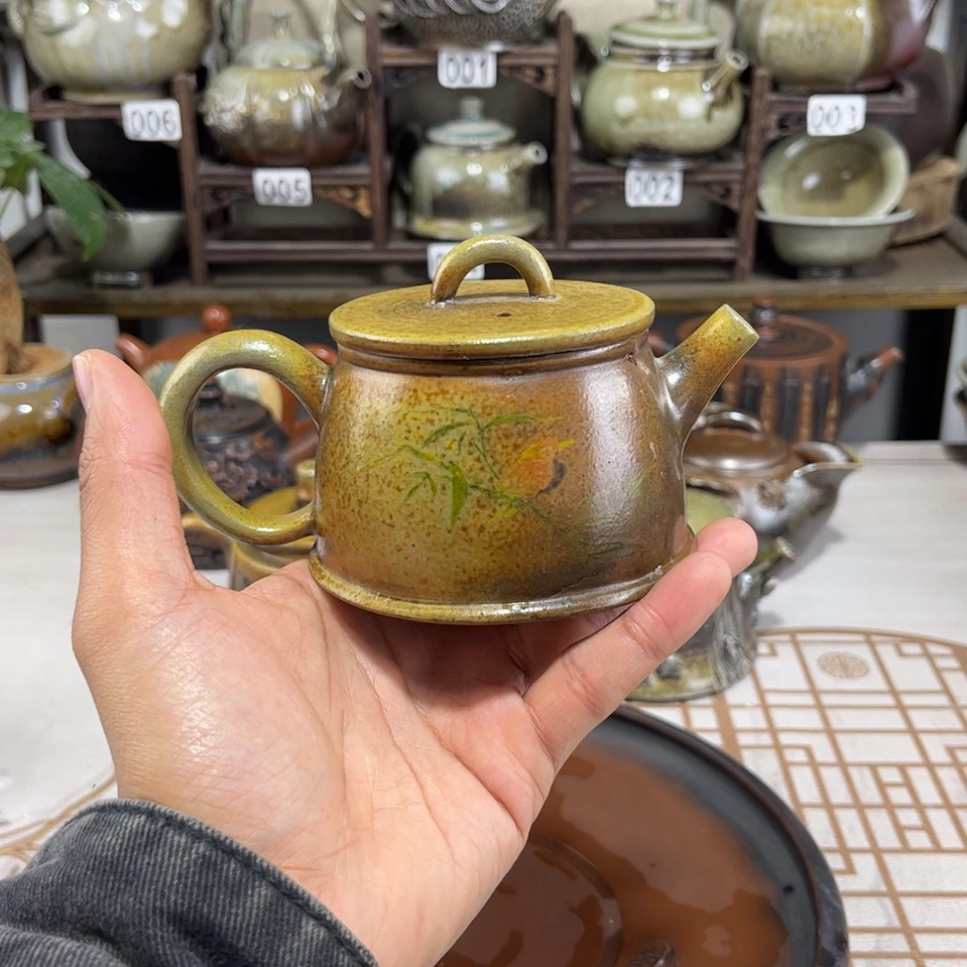 160cc白泥彩填柴烧汉瓦壶