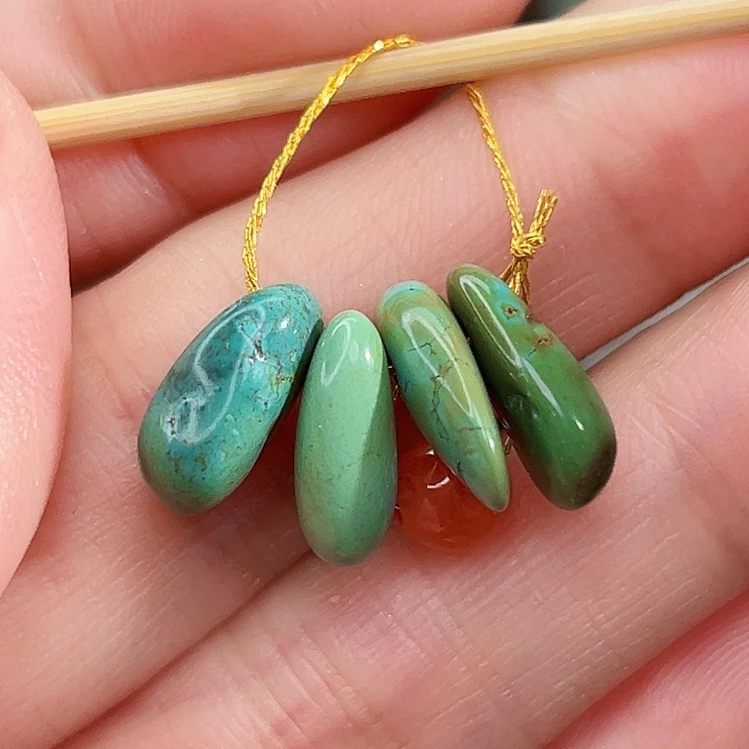 南红玛瑙未镶嵌珠宝奇石