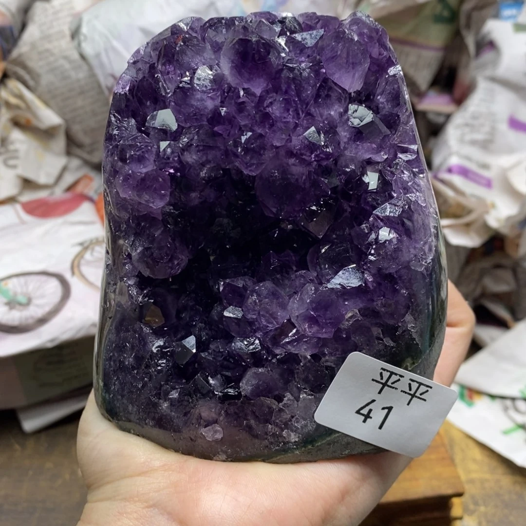 紫晶乌拉圭未镶嵌