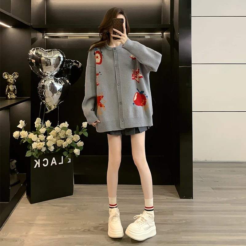 2025秋季趣味苹果提花洋气毛衣外套设计感小众时尚宽松针织开衫潮