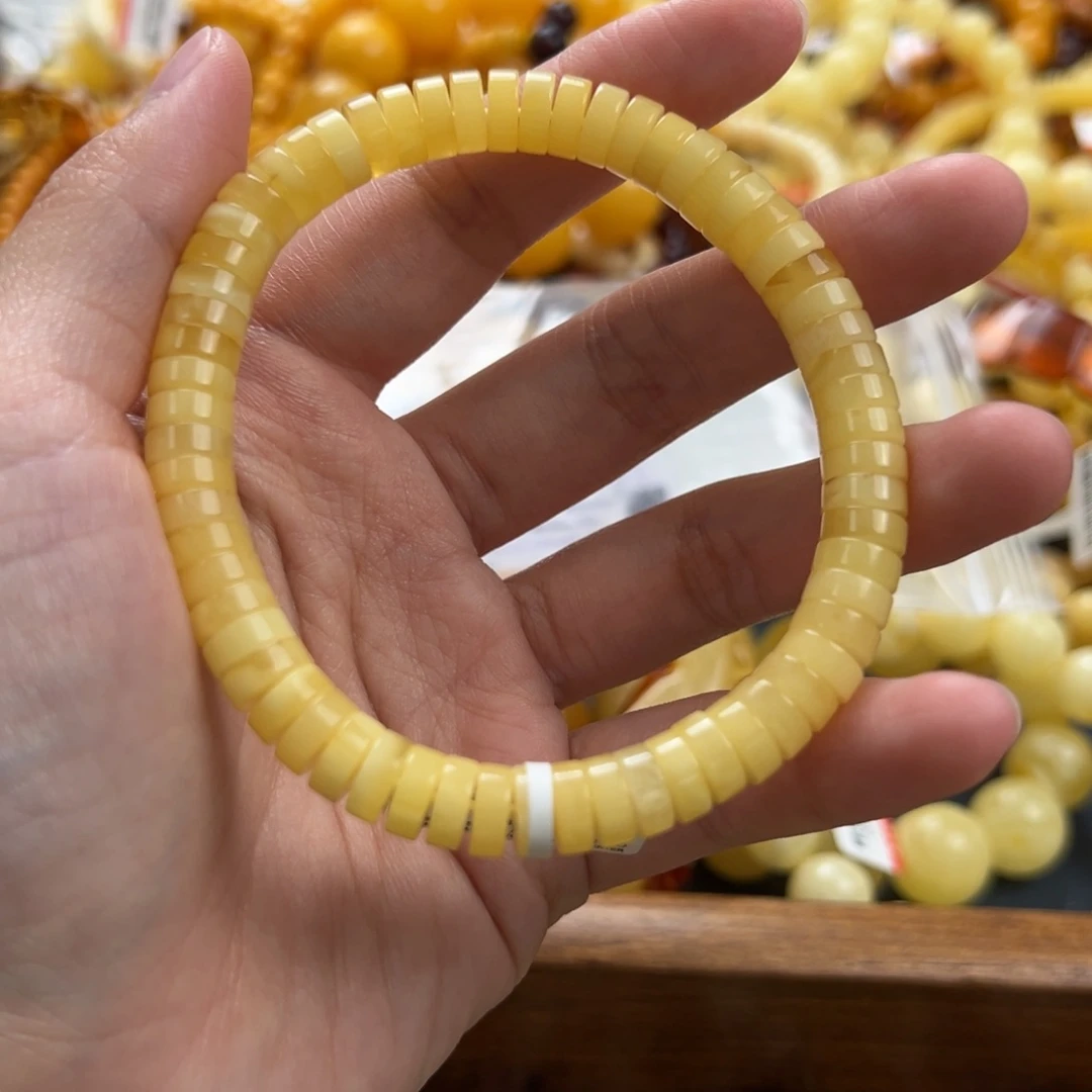 未镶嵌琥珀珠宝奇石
