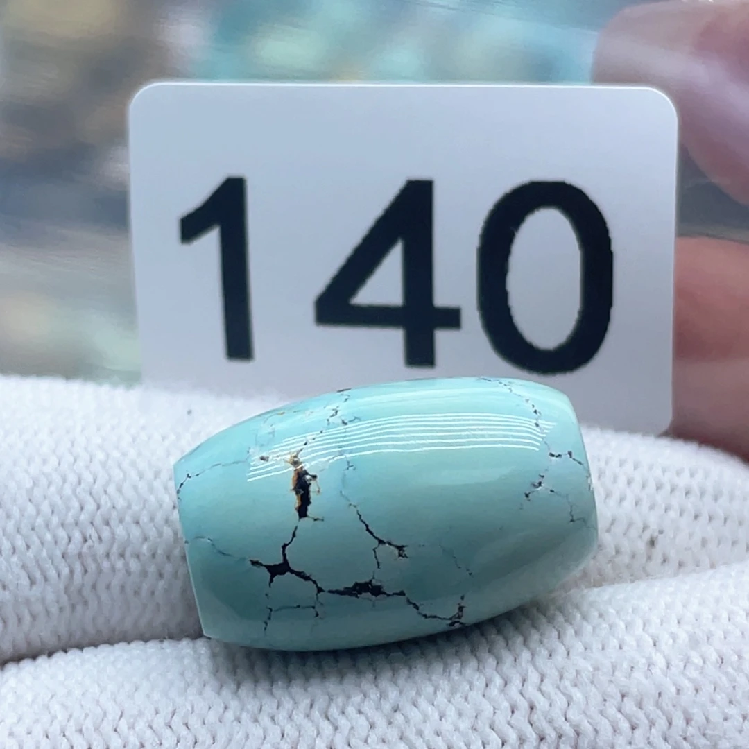 绿松石珠宝奇石未镶嵌曼***苗