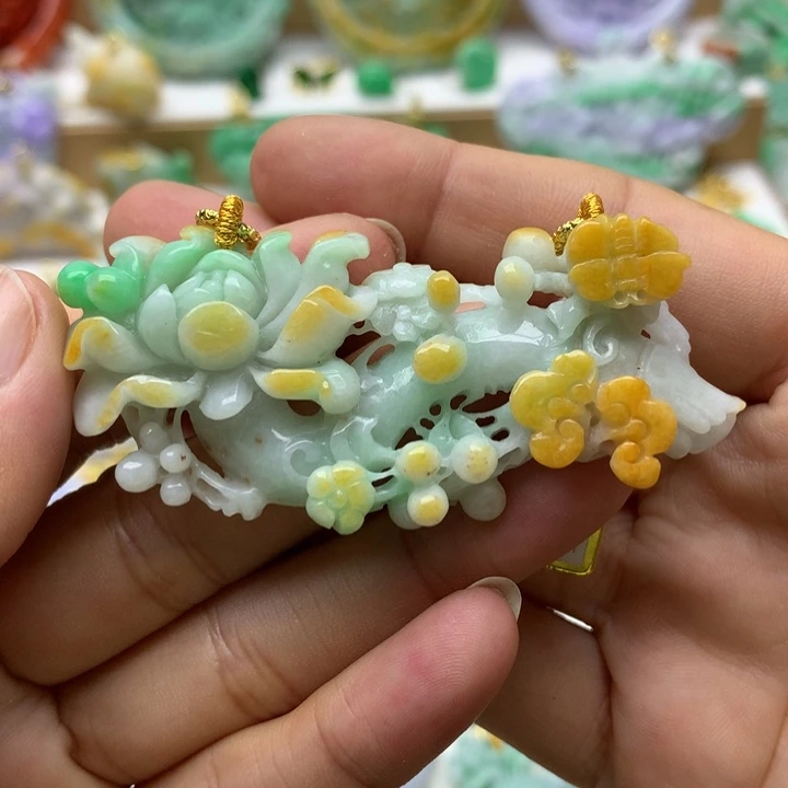 颈饰未镶嵌翡翠翡翠