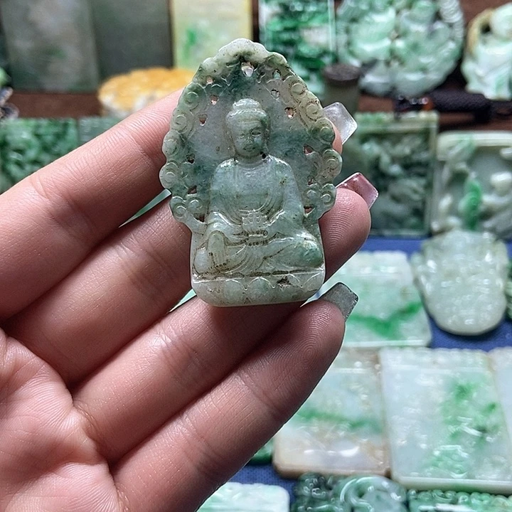 翡翠颈饰未镶嵌000000000