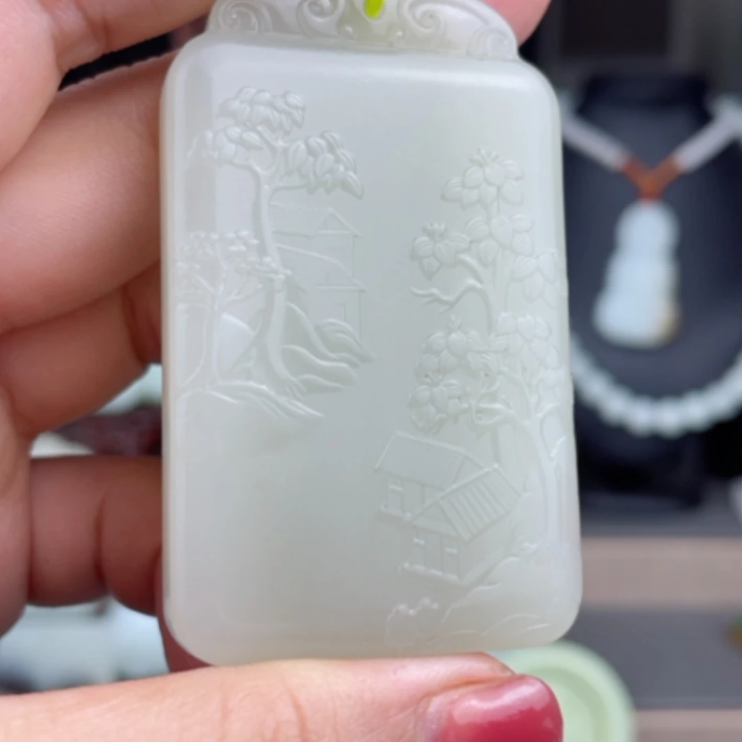 【闪购商品】颈饰未镶嵌和田玉