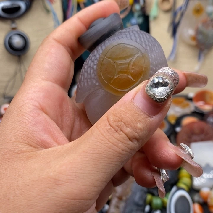 玛瑙/玉髓颈饰未镶嵌下***刘