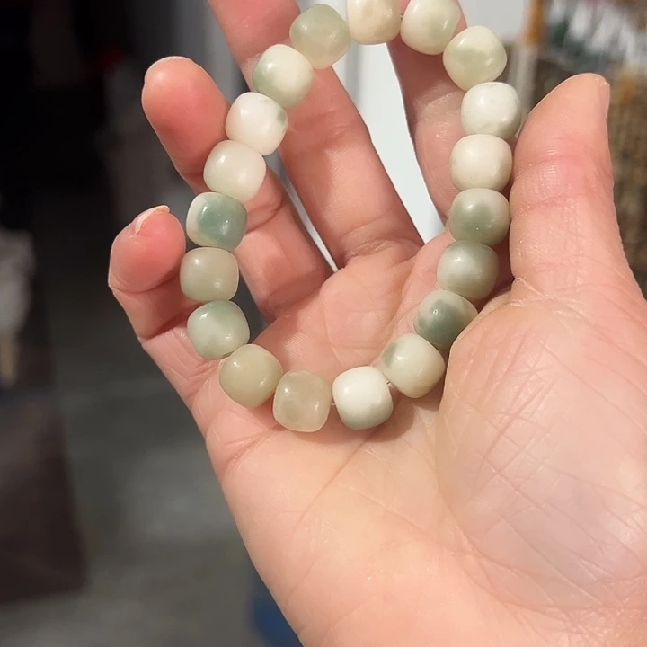 吊坠白玉菩提10×11