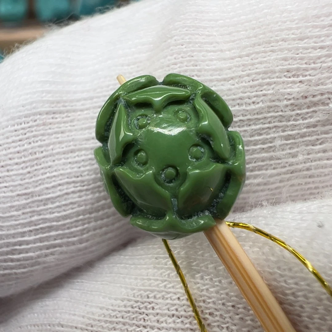 绿松石配饰未镶嵌