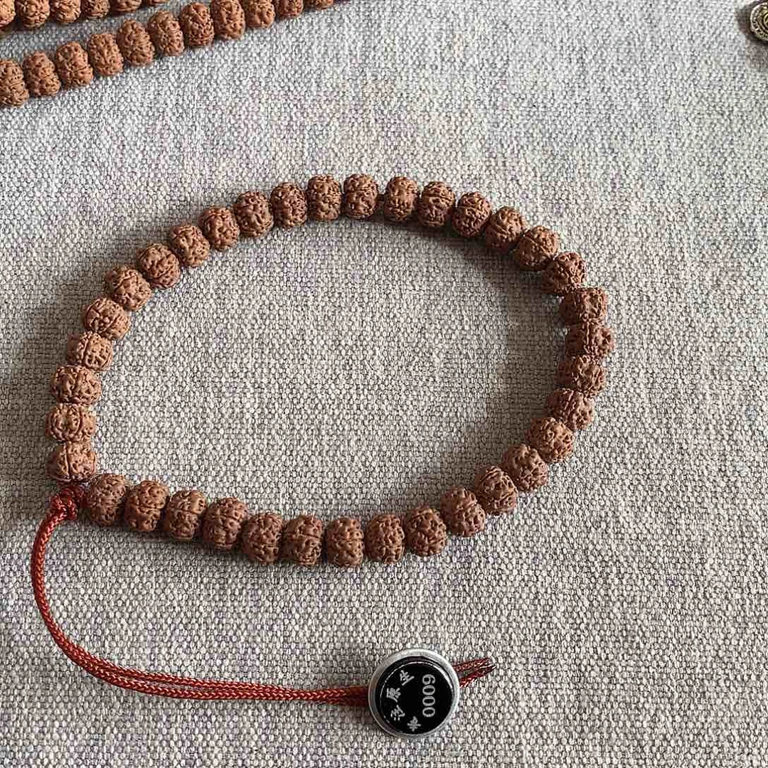 金刚菩提手串平细 8mm 0009