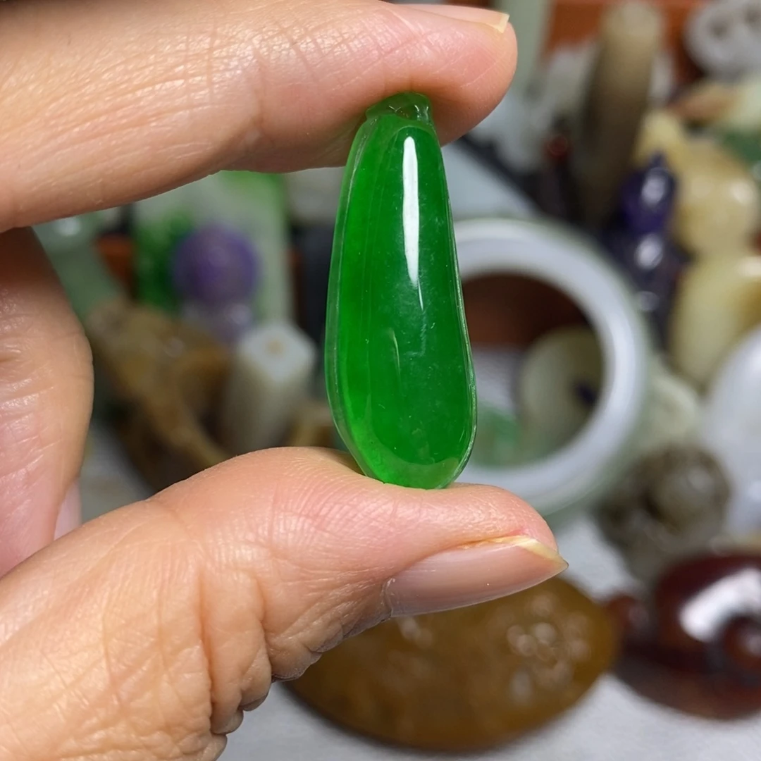 颈饰未镶嵌和田玉（糖玉）