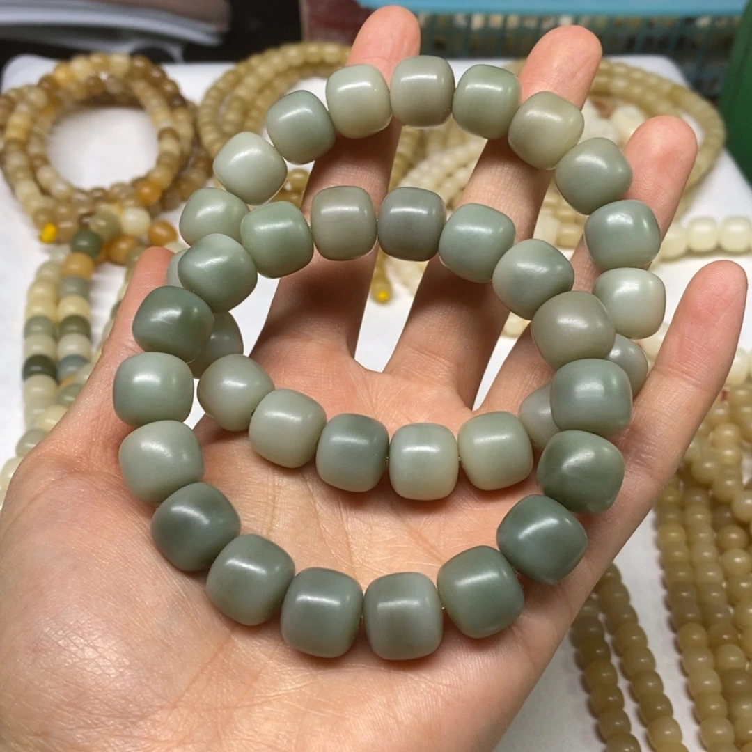 ঞ***耳菩提根/象牙果吊坠左耳