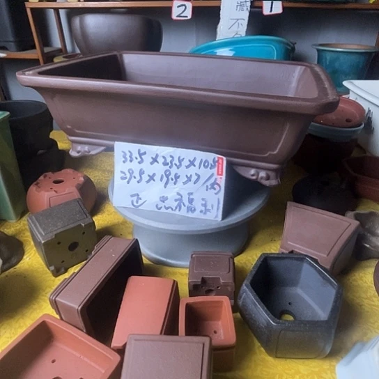 宜兴紫砂花盆一个