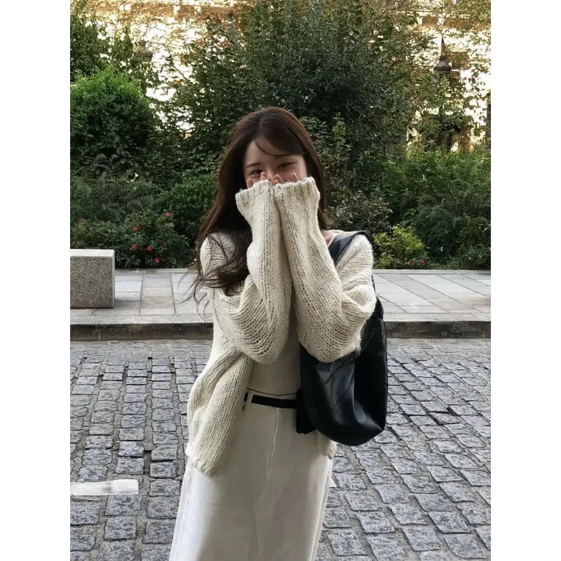 慕予【白雪公主】ounc*泡菜单2025新款慵懒羊毛针织开衫女毛衣
