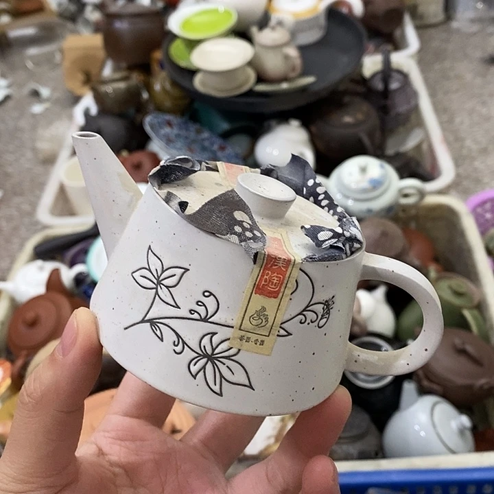陶瓷艺术品及陶瓷制品