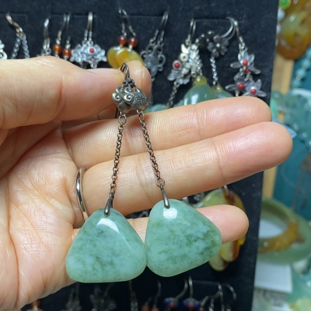 【闪购商品】翡翠吊坠(赠链)未镶嵌