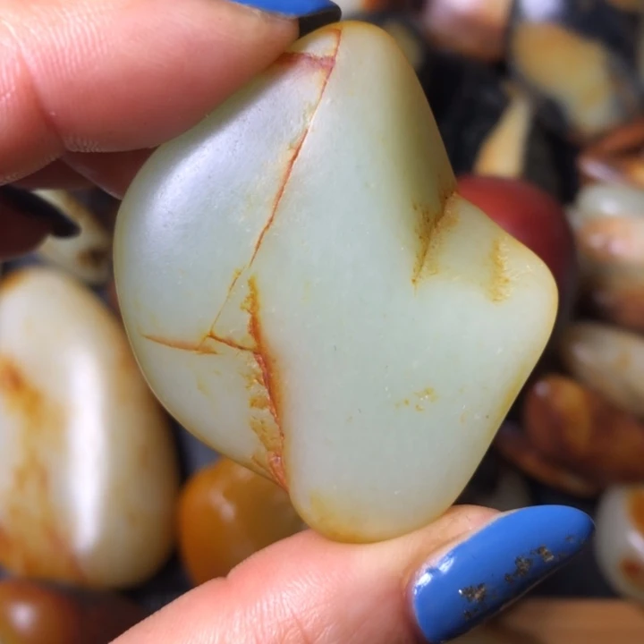 和田玉未镶嵌珠宝奇石