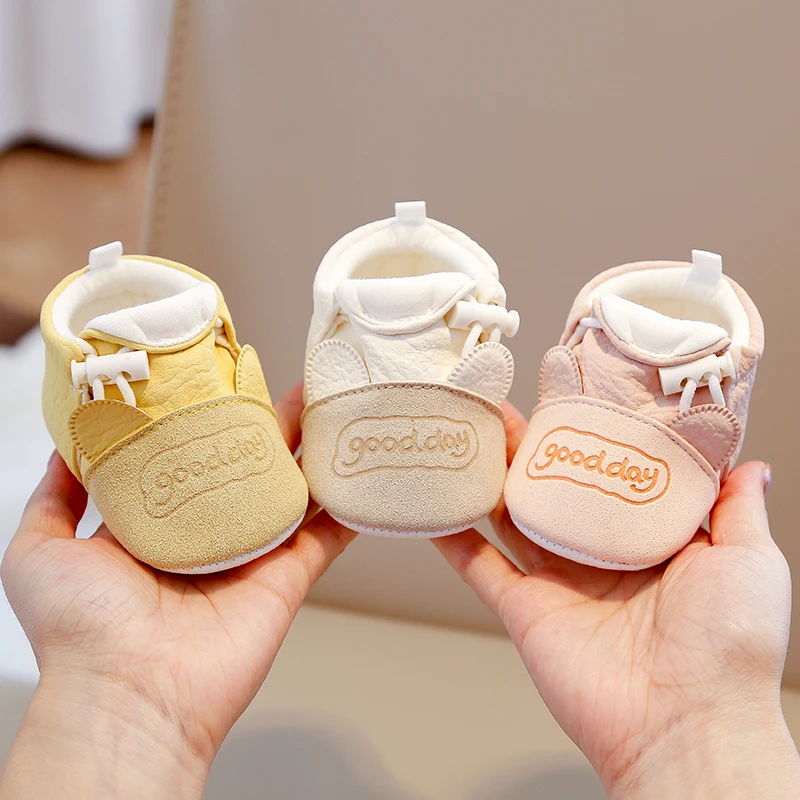 0-1岁新生儿男女宝宝婴儿鞋6-12个月软底小月龄宝宝不掉护脚鞋