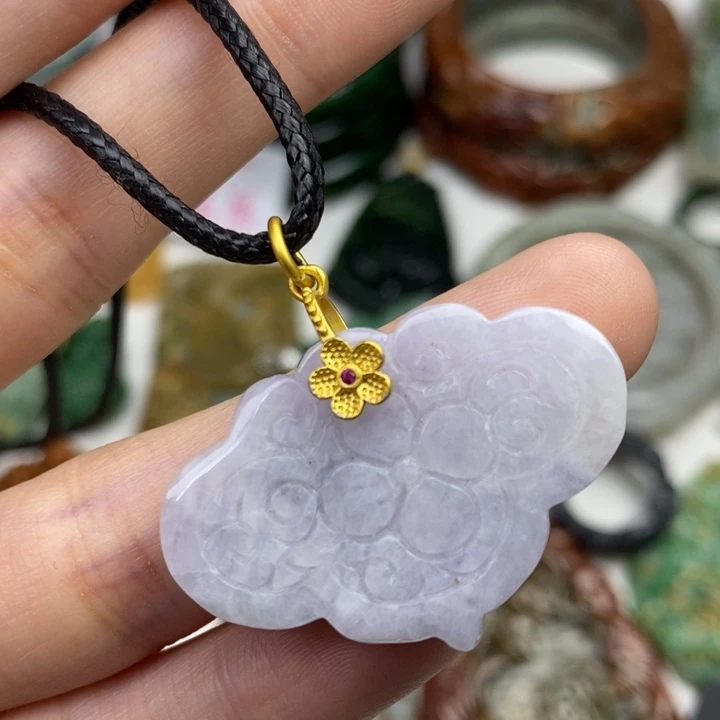 颈饰未镶嵌翡翠吊坠