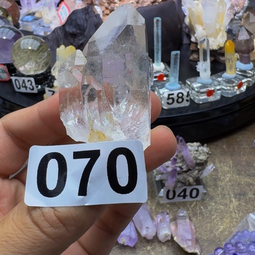 C***F未镶嵌珠宝半成品水晶