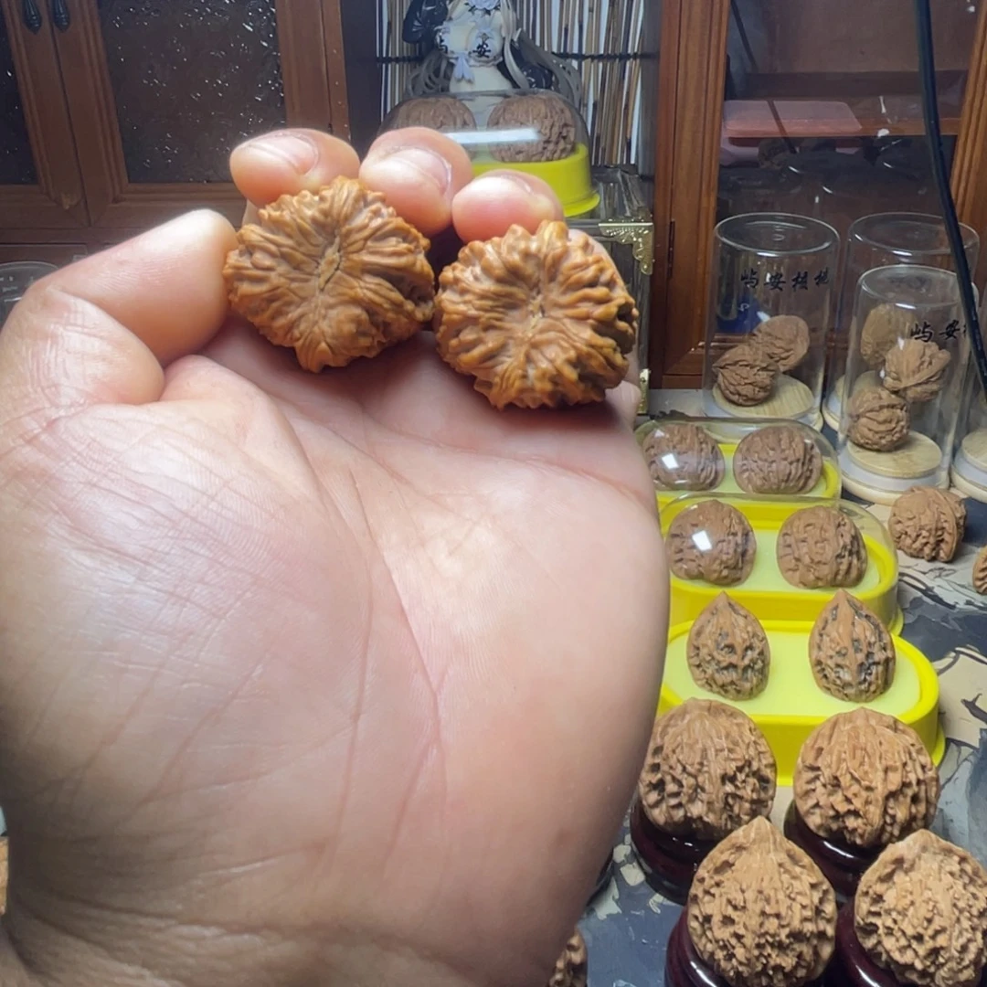 吶***蛋34全品凹底麒麟元宝