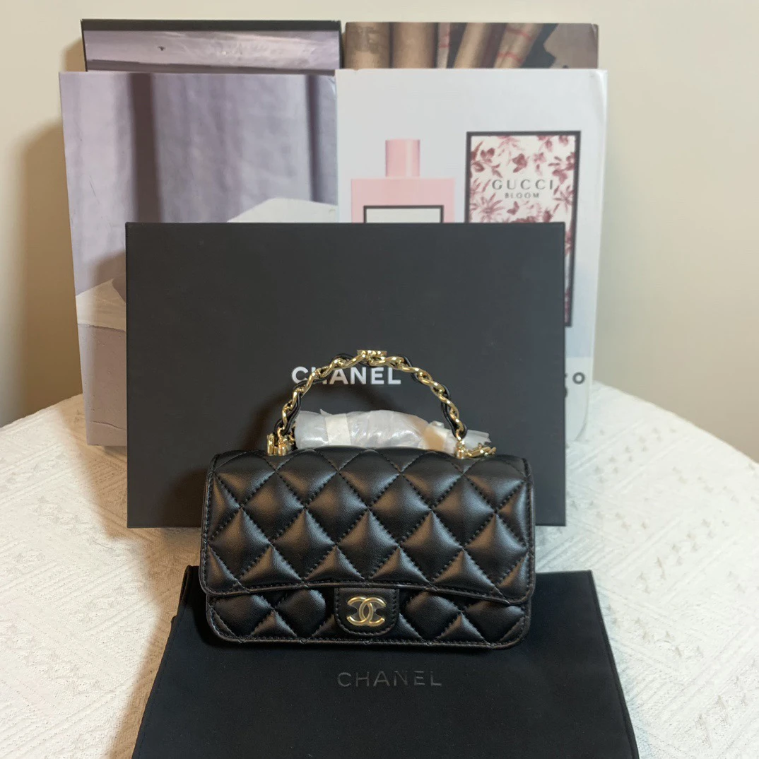 未使用 Chanel/香奈儿 黑金23Kminiwoc手机包