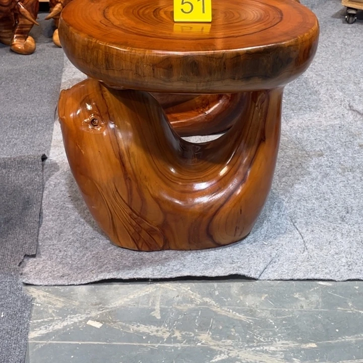 贵***兴香樟木实木小茶几