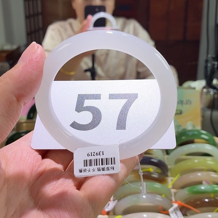 和田玉未镶嵌手镯40