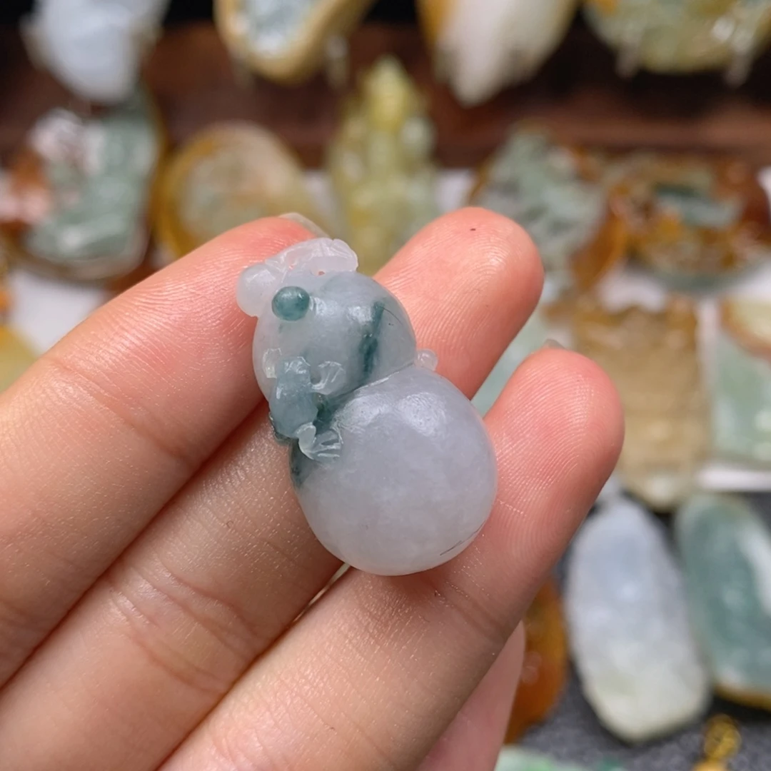 定制翡翠未镶嵌翡翠