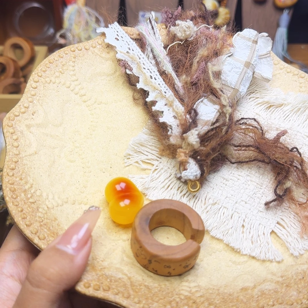 小***）猴头核桃吊坠配饰