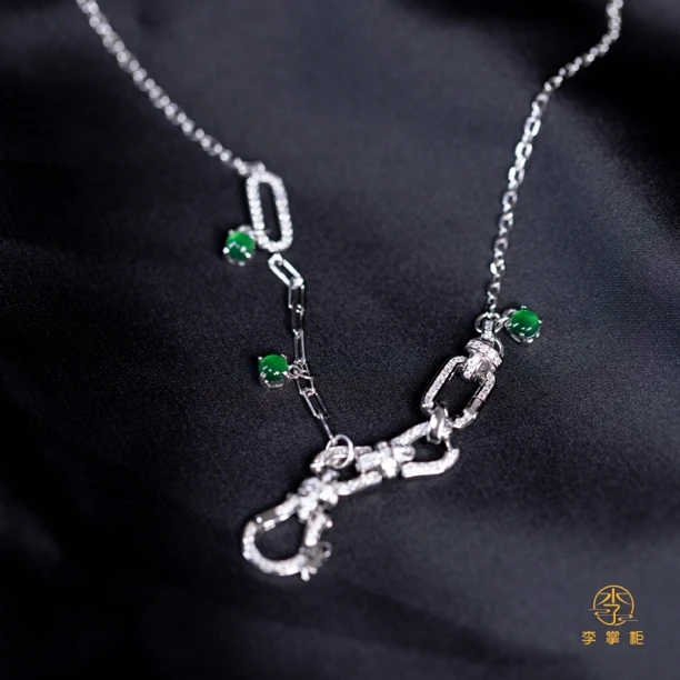 掌柜推荐天然翡翠蛋面项链意大利工艺百搭个性新款小众复古气质